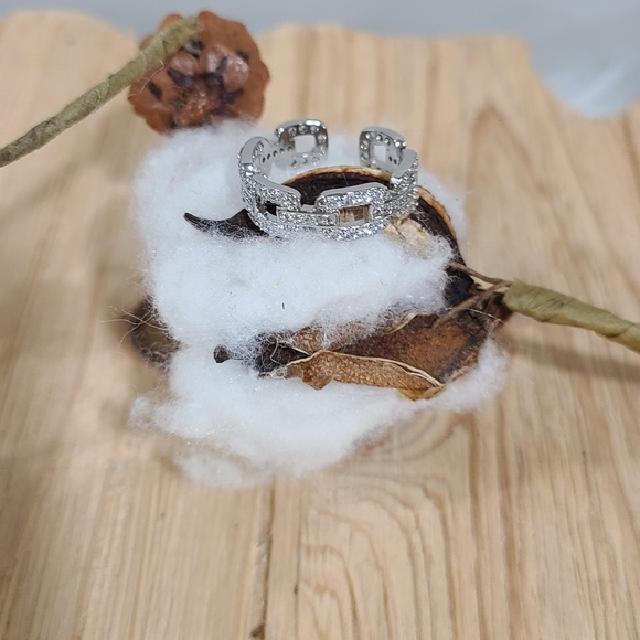 ⛓️⛓️NEW⛓️⛓️PRETTY!! Chain Link Adjustable Ring in SILVER - Picture 12 of 15